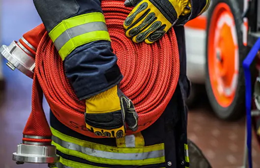 All About Fire Hoses & TPU Layflat Fire Hoses Todo sobre las mangueras contra incendios y las mangueras contra incendios planas de TPU