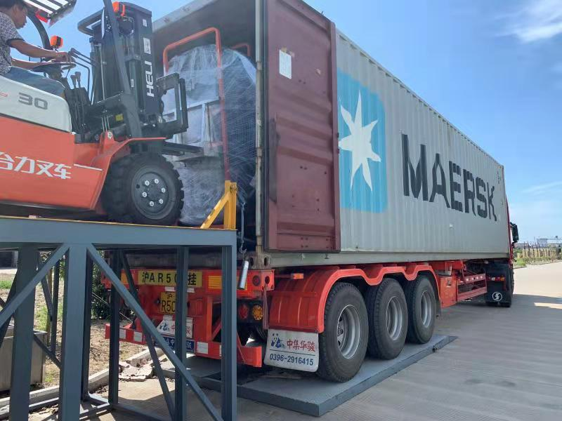 20-Inch Large-Diameter TPU Layflat Hose Delivered to Southeast Asia Manguera plana de TPU de gran diámetro de 20 pulgadas entregada al sudeste asiático